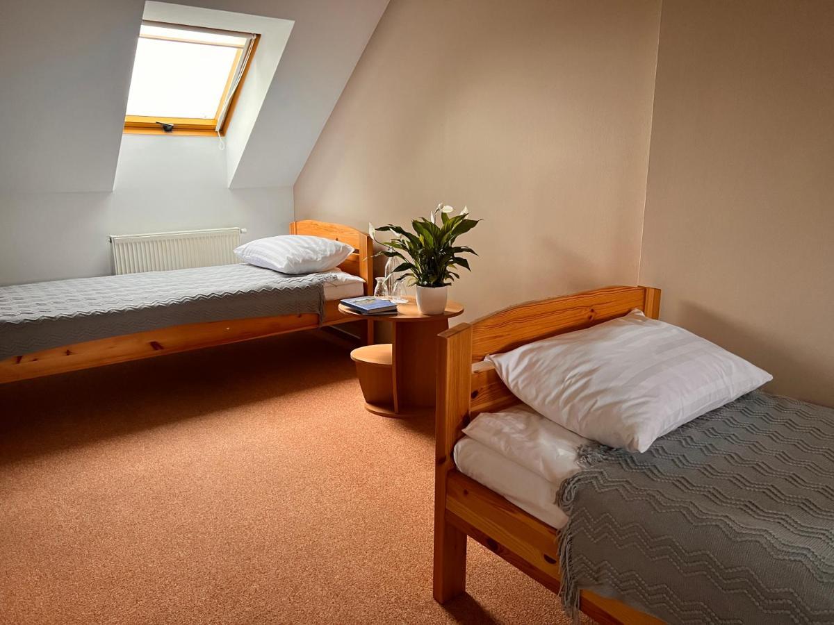 Hotel Marislav Cesnovice المظهر الخارجي الصورة